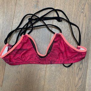 Kinda fancy bikini swim top Size S